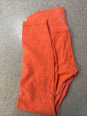 lululemon athletica Align 25” Leggings Size 6
 Orange High-Rise